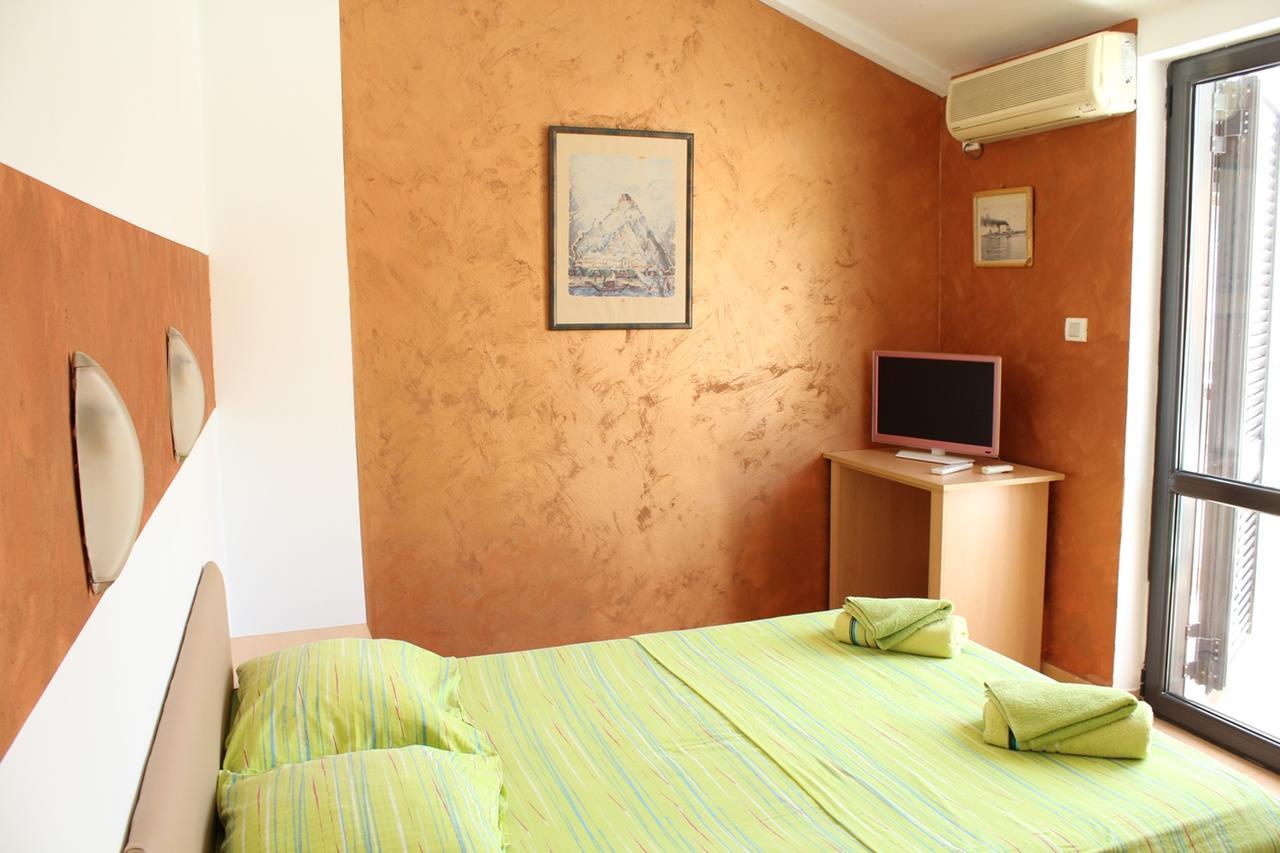 Apartments Mare Budva Luaran gambar